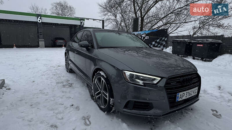 Седан Audi A3 2017 в Ізюмі