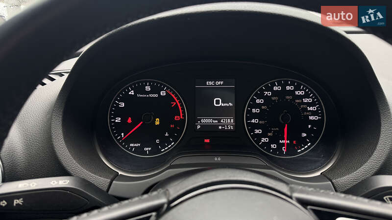 Седан Audi A3 2017 в Ізюмі