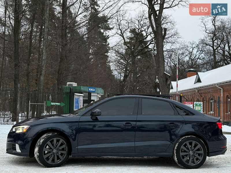 Седан Audi A3 2017 в Києві