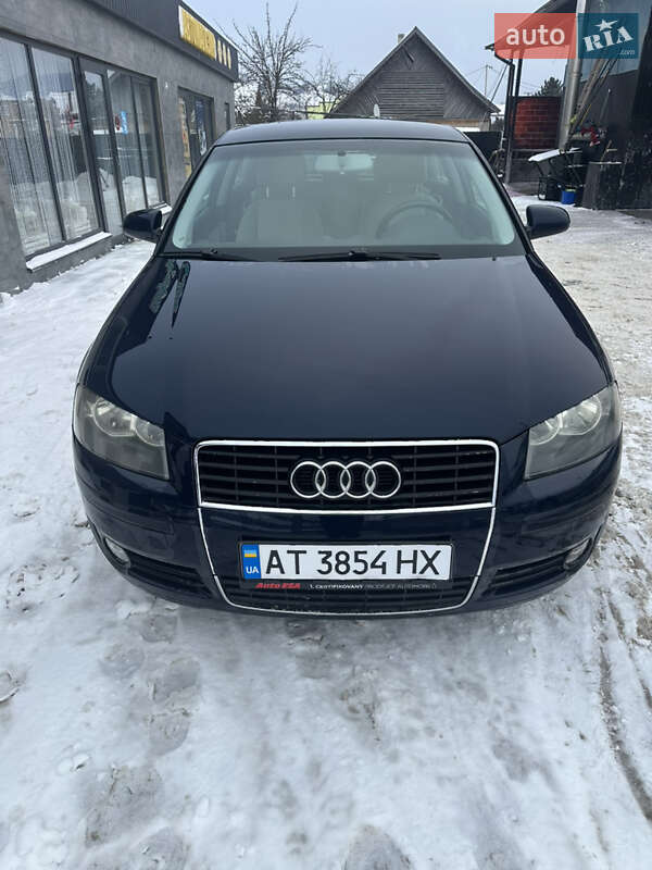 Хэтчбек Audi A3 2004 в Рахове
