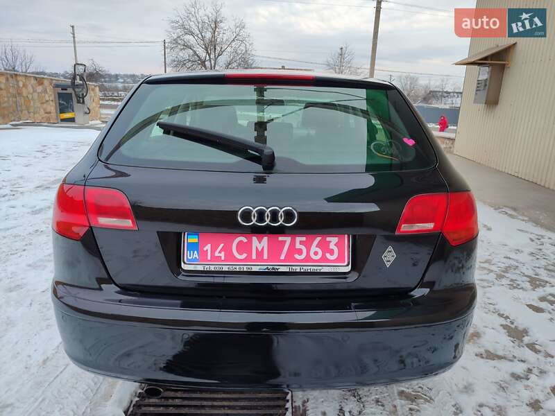 Хэтчбек Audi A3 2006 в Черновцах