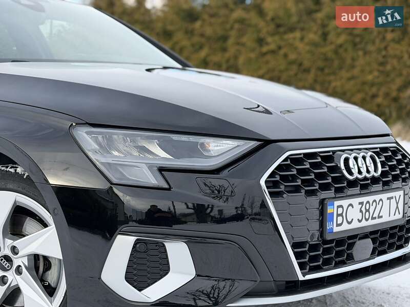 Седан Audi A3 2023 в Львове