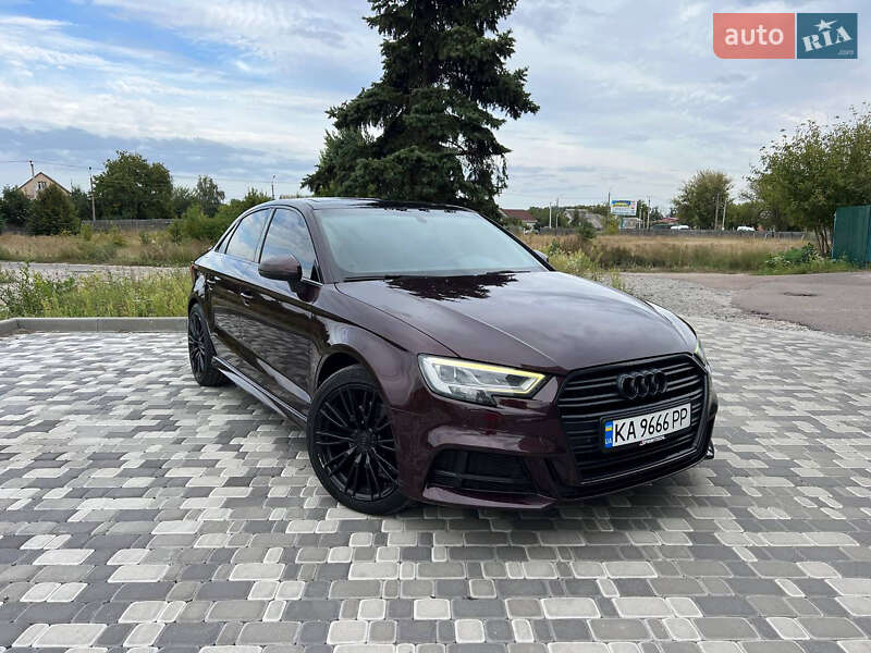 Седан Audi A3 2014 в Киеве
