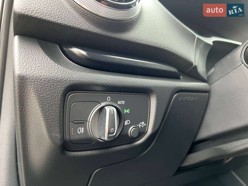 Седан Audi A3 2014 в Киеве