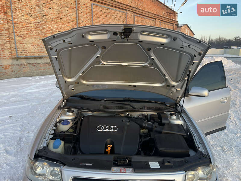Хэтчбек Audi A3 2001 в Чернигове