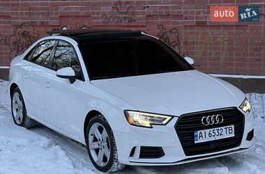 Седан Audi A3 2017 в Чернігові