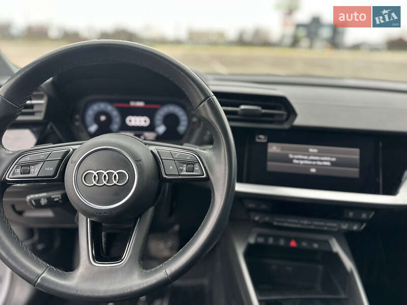 Седан Audi A3 2023 в Одесі