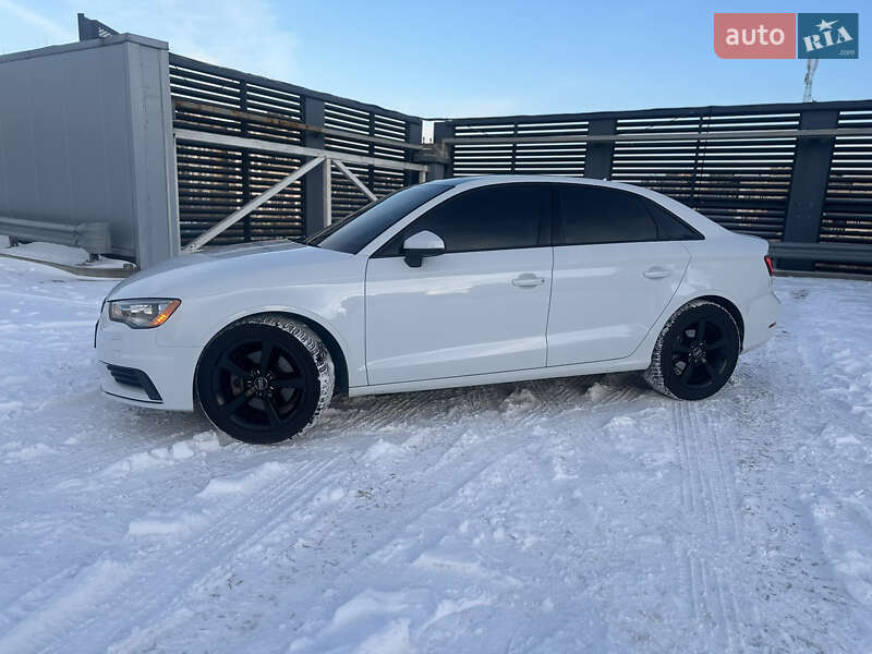 Седан Audi A3 2014 в Києві