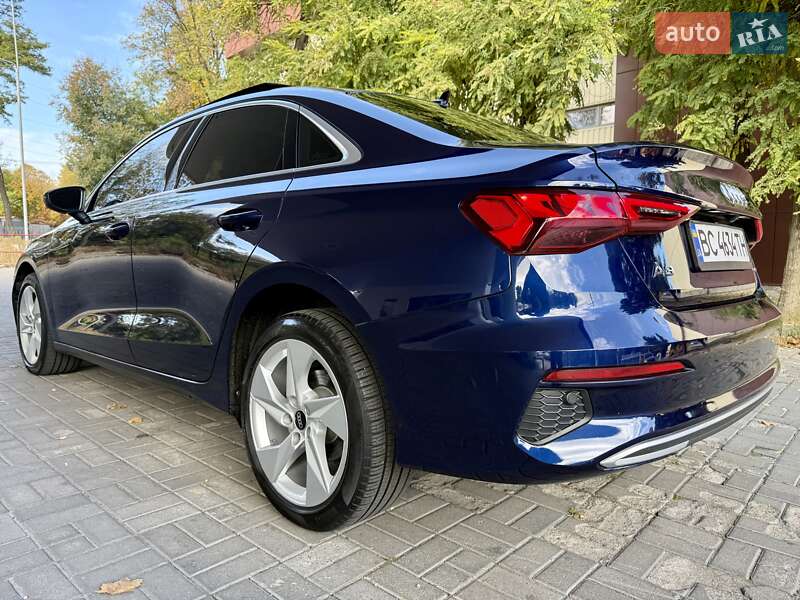 Седан Audi A3 2022 в Дніпрі