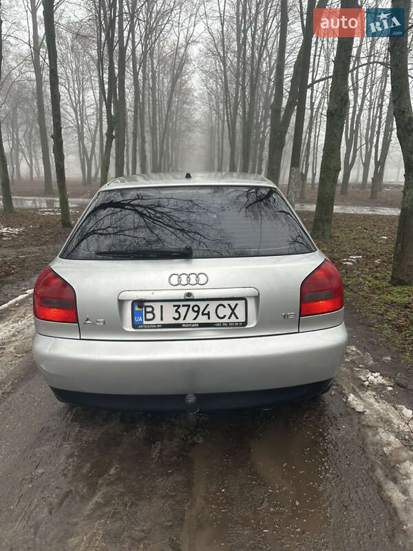 Хэтчбек Audi A3 2000 в Глобине