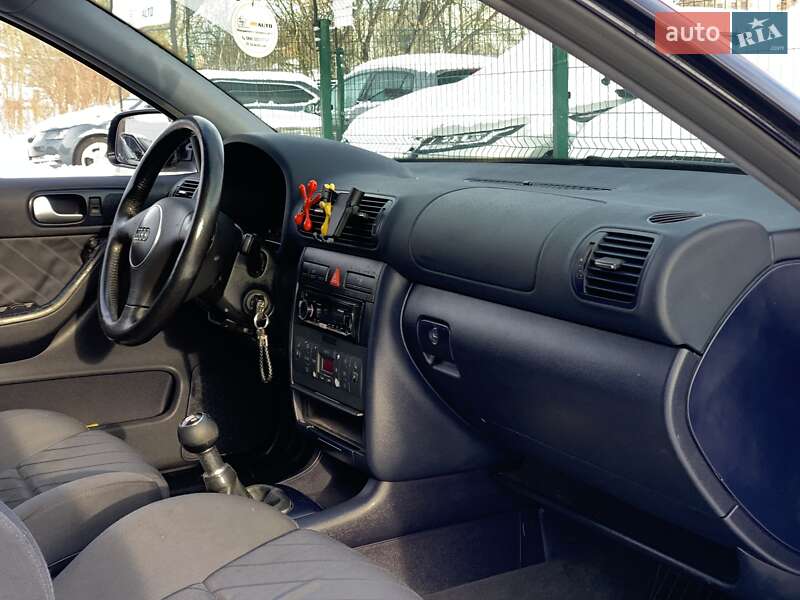 Хэтчбек Audi A3 2002 в Бердичеве