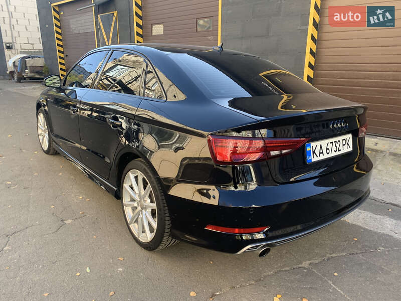 Седан Audi A3 2014 в Киеве