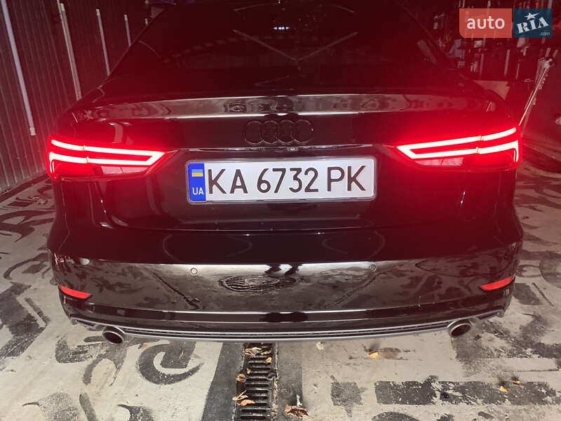 Седан Audi A3 2014 в Киеве