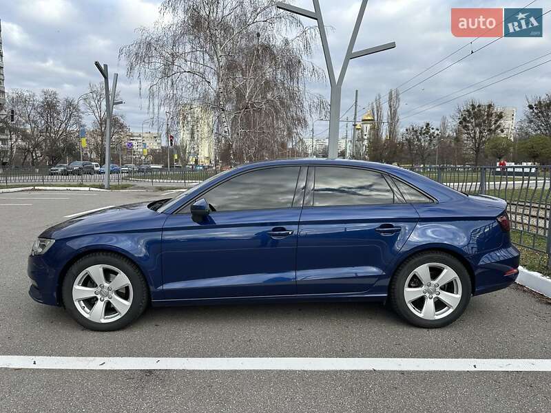 Седан Audi A3 2014 в Харькове