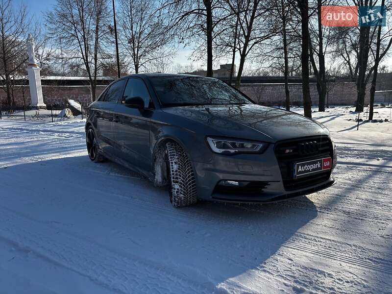Седан Audi A3 2016 в Запорожье