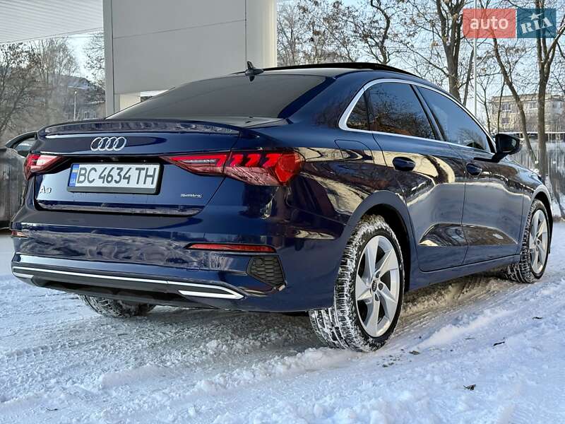 Седан Audi A3 2022 в Днепре