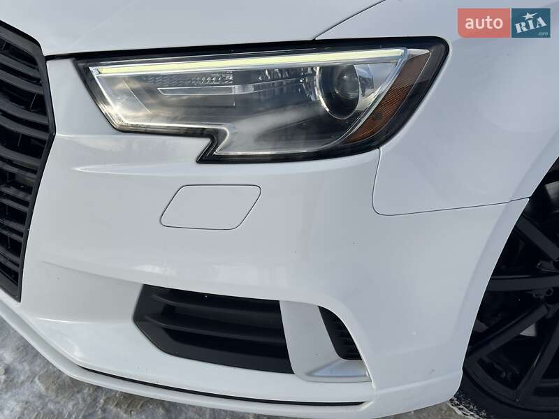 Седан Audi A3 2016 в Киеве