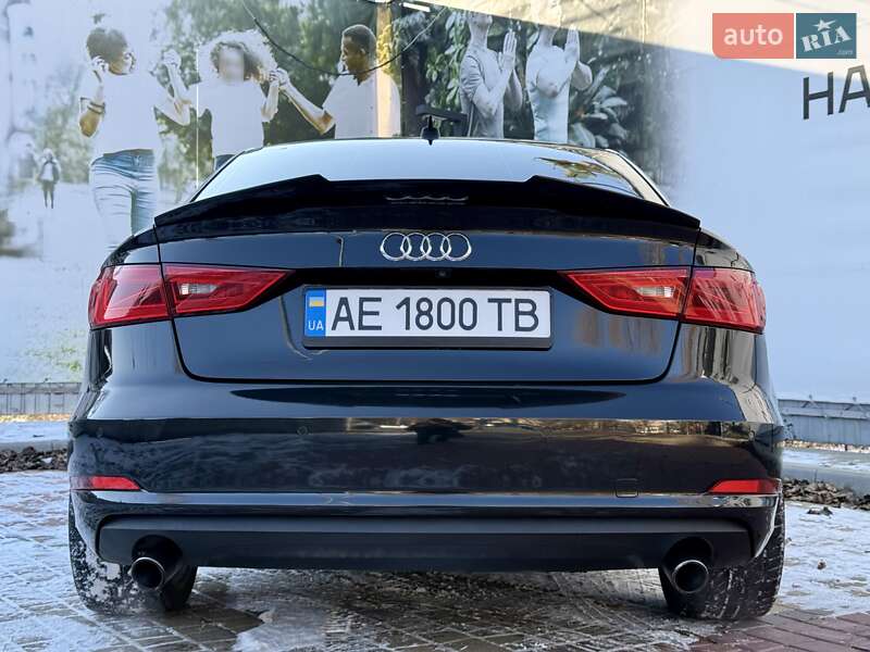 Седан Audi A3 2016 в Одессе