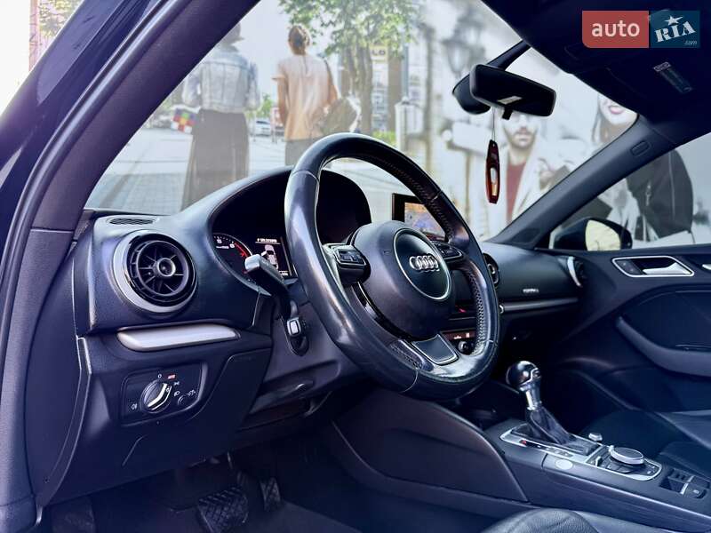 Седан Audi A3 2016 в Одессе