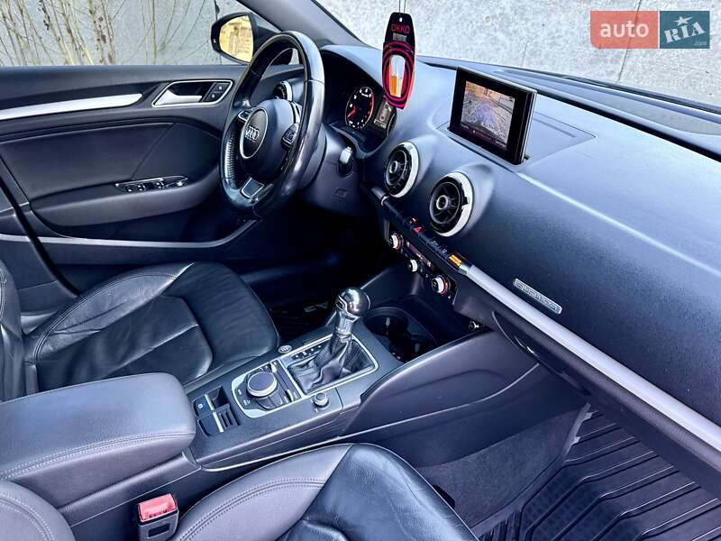Седан Audi A3 2016 в Одессе