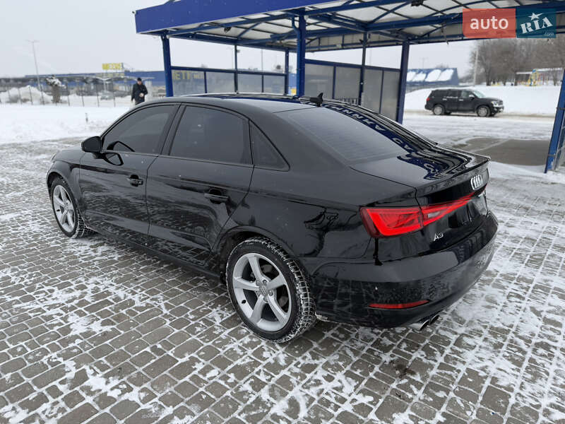 Седан Audi A3 2016 в Харькове
