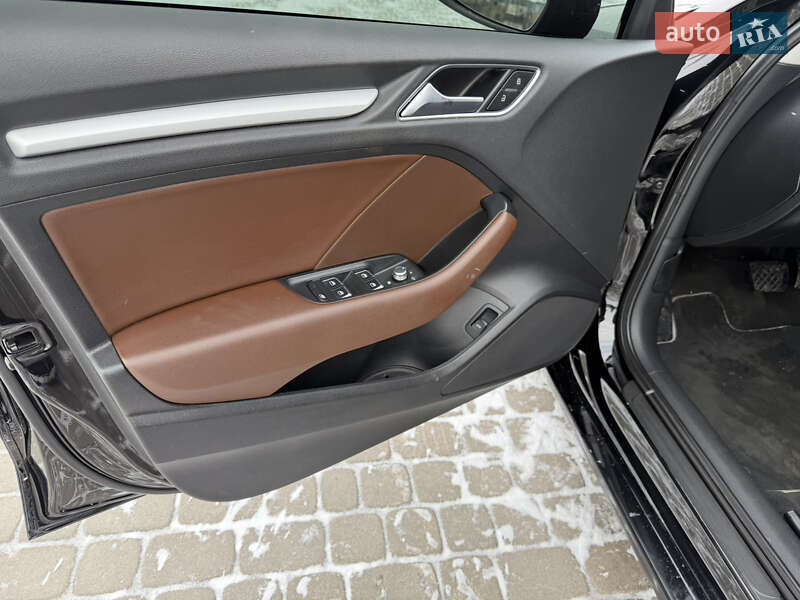 Седан Audi A3 2016 в Харькове