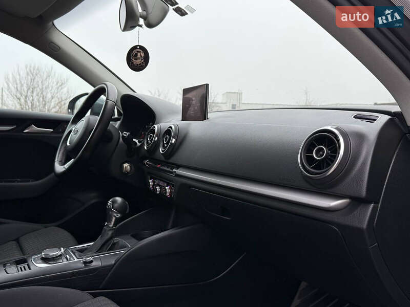 Хэтчбек Audi A3 2013 в Стрые