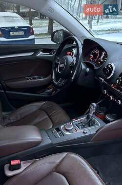 Седан Audi A3 2015 в Одессе