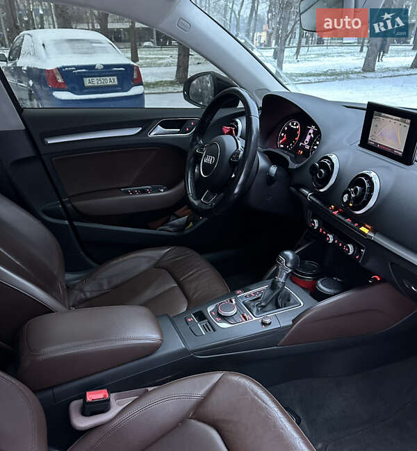 Седан Audi A3 2015 в Одесі