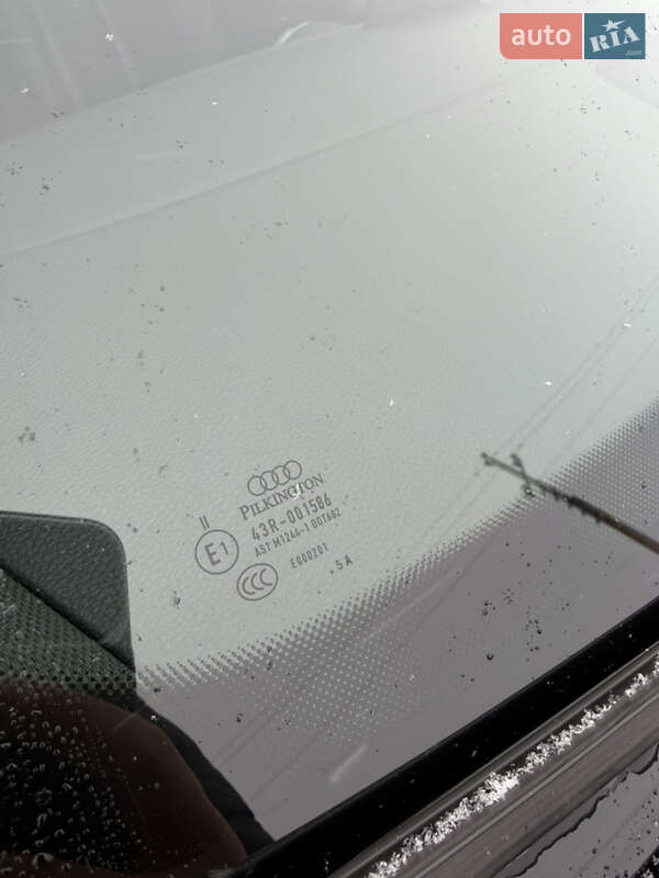 Седан Audi A3 2015 в Запоріжжі