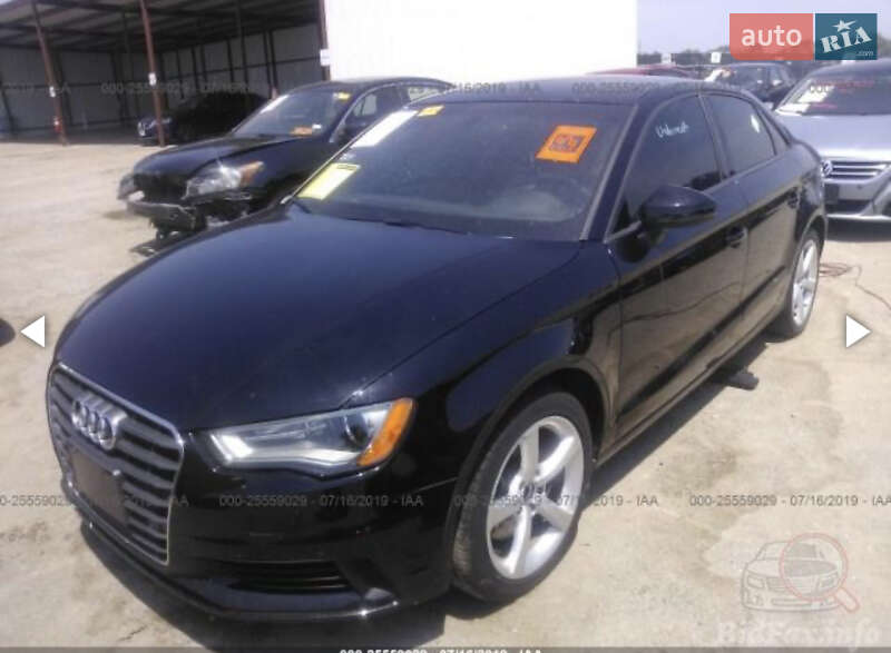 Седан Audi A3 2015 в Запоріжжі
