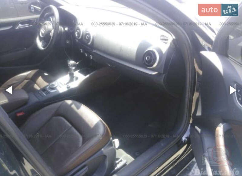 Седан Audi A3 2015 в Запоріжжі