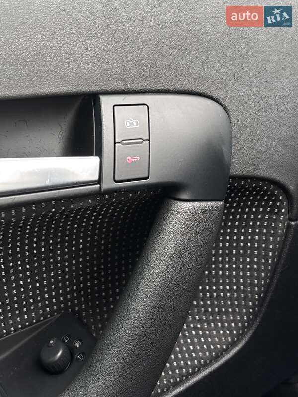 Хэтчбек Audi A3 2007 в Красилове фото 101 Хэтчбек Audi A3 2007 в Красилове