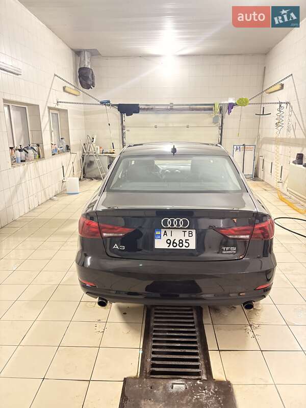 Седан Audi A3 2016 в Києві