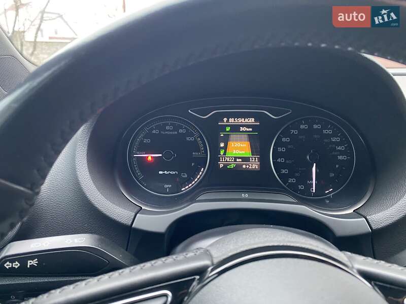 Хэтчбек Audi A3 2017 в Ровно