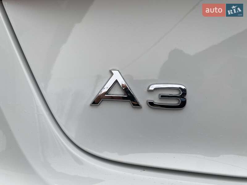 Хэтчбек Audi A3 2017 в Ровно