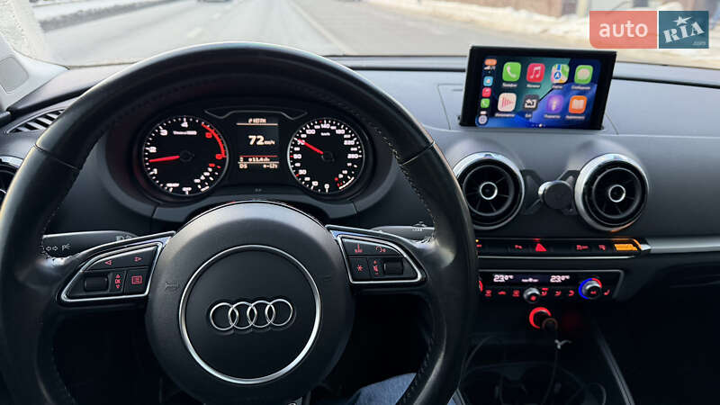 Седан Audi A3 2015 в Киеве