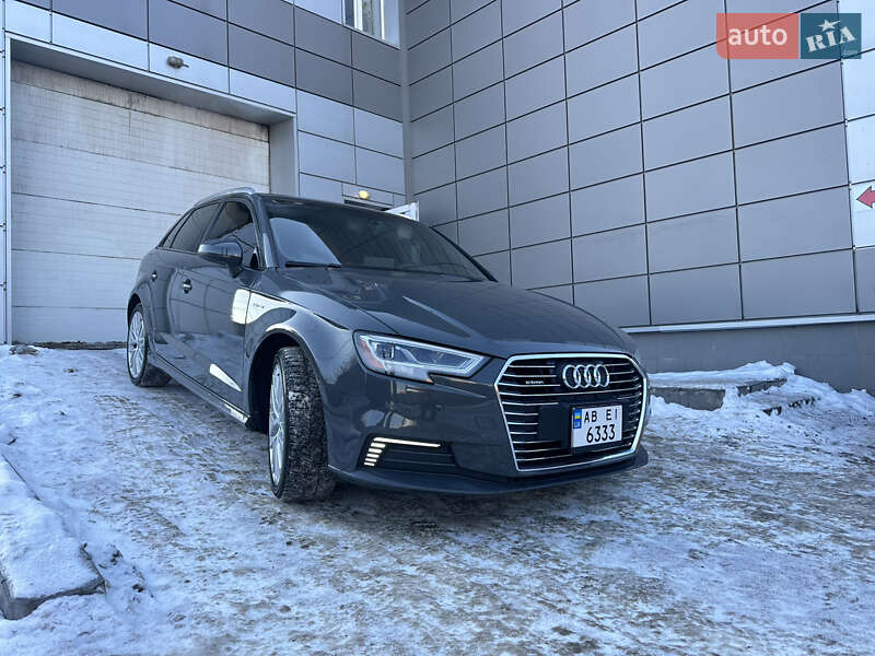 Хэтчбек Audi A3 2018 в Виннице фото 7 Хэтчбек Audi A3 2018 в Виннице