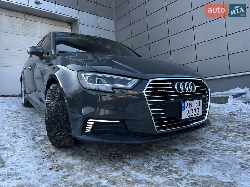 Хэтчбек Audi A3 2018 в Виннице фото 11 Хэтчбек Audi A3 2018 в Виннице
