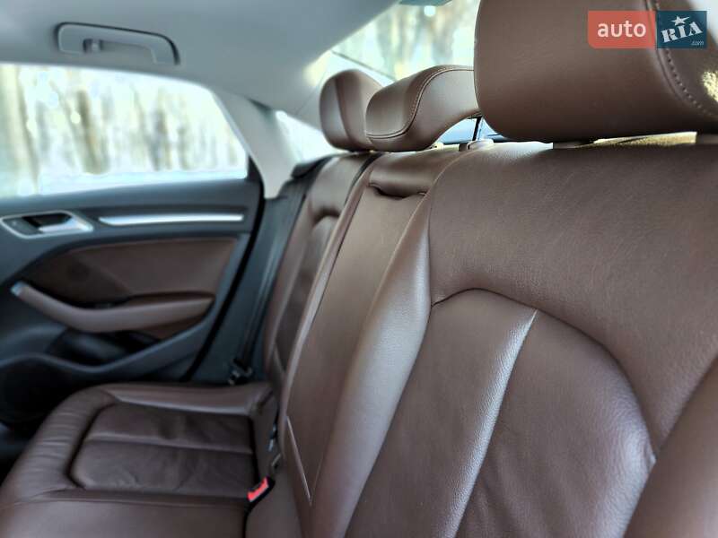 Седан Audi A3 2015 в Києві