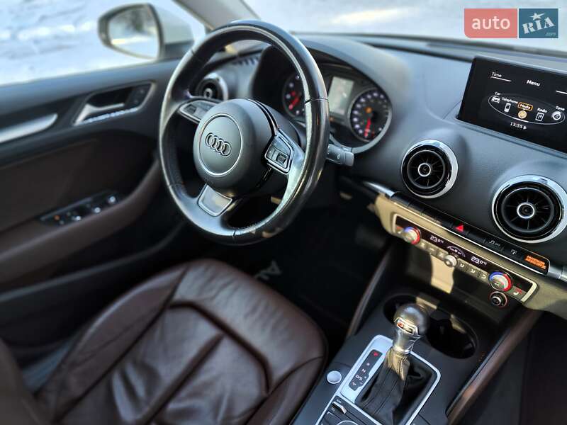 Седан Audi A3 2015 в Києві