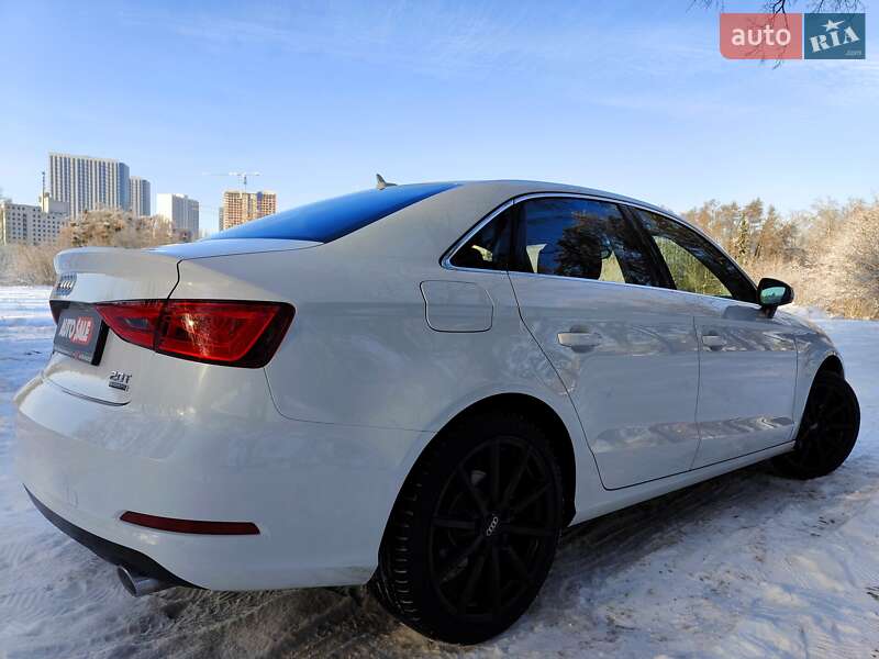 Седан Audi A3 2015 в Києві
