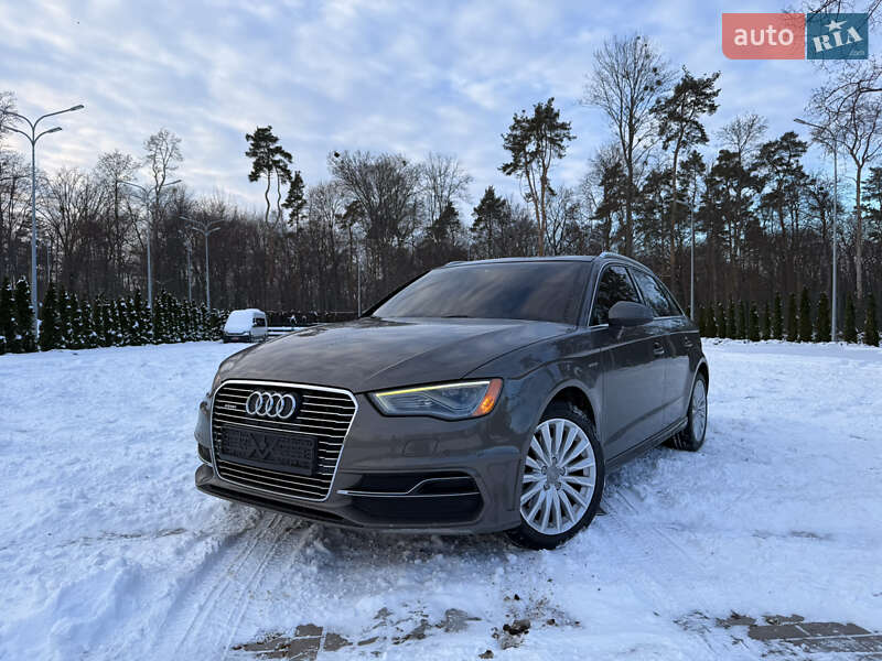 Хетчбек Audi A3 2016 в Харкові