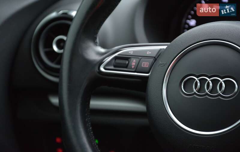 Седан Audi A3 2016 в Киеве фото 24 Седан Audi A3 2016 в Киеве