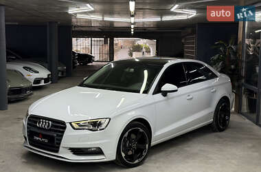 Седан Audi A3 2015 в Одессе