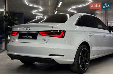 Седан Audi A3 2015 в Одессе