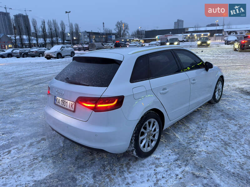 Хэтчбек Audi A3 2016 в Киеве фото 3 Хэтчбек Audi A3 2016 в Киеве