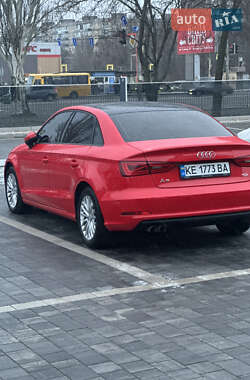 Седан Audi A3 2016 в Днепре