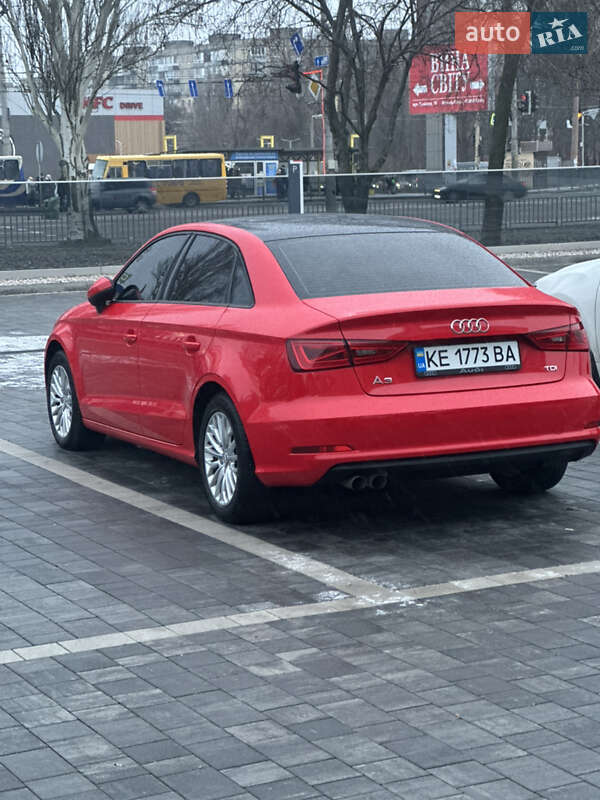 Седан Audi A3 2016 в Днепре