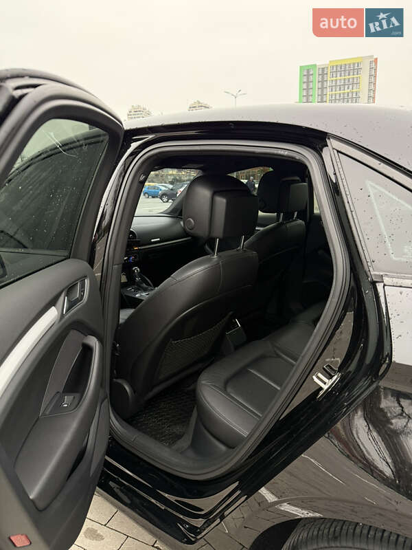 Седан Audi A3 2016 в Одессе